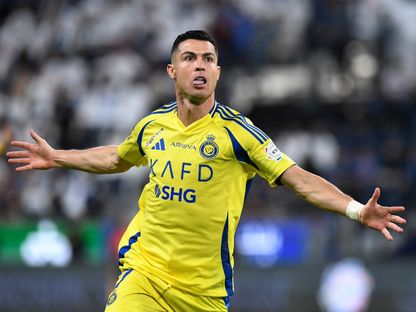 كريستيانو رونالدو نجم نادي النصر يحتفل بهدفه في مرمى الهلال بالدوري السعودي - 4 أبريل 2025 - Reuters