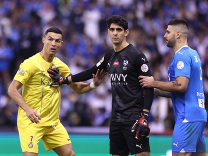 الدولي المغربي ياسين بونو حارس مرمى الهلال في مواجهة النصر - 1 ديسمبر 2023 - Reuters