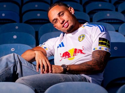 نواه أوكافور بعد انضمامه لنادي ليدز يونايتد قادما من ميلان - 21 أغسطس 2025 - X/@LUFC