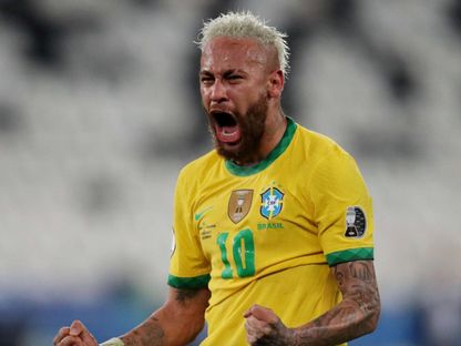 نيمار مع منتخب البرازيل - Reuters