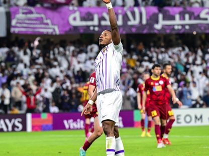 لابا كودجو مهاجم نادي العين الإماراتي يحتفل بهدفه في مرمى ناساف الأوزبكي - 21 فبراير 2024 - X/@alainfcae