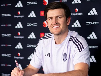 هاري ماغواير يوقّع على عقد جديد مع مانشستر يونايتد - 7 أبريل 2026 - X/@ManUtd