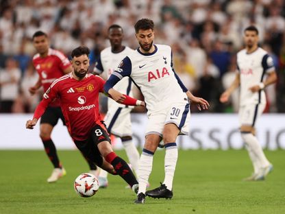 لاعبو توتنهام يسيطرون على تشكيلة الموسم في الدوري الأوروبي
