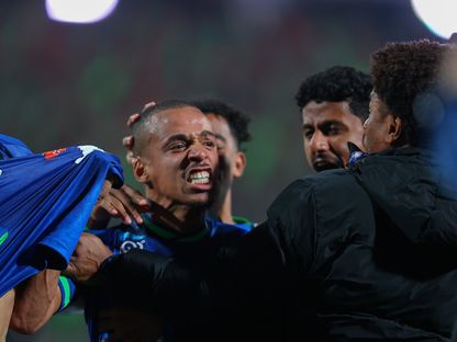 شاهد.. الاتفاق يسقط على أرضه أمام الفتح في دوري روشن السعودي