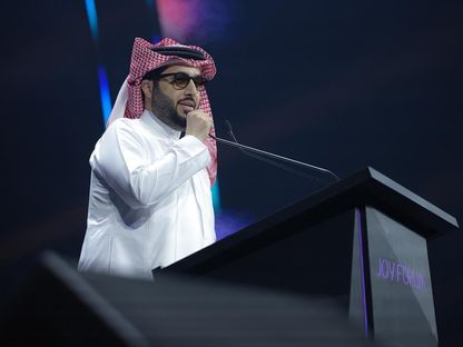 المستشار تركي آل الشيخ رئيس الهيئة العامة للترفيه في السعودية يتحدث في انطلاق فعاليات مؤتمر جوي فورم 2025 بالرياض - 16 أكتوبر 2025 - X/@Turki_alalshikh