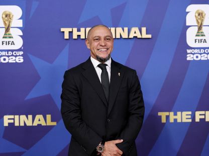 وصول لاعب البرازيل السابق روبرتو كارلوس إلى ملعب نهائي كأس العالم 2026 بين إسبانيا والأرجنتين- 19 يوليو 2026 - Reuters