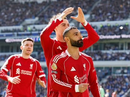 "ومن يكتب التاريخ أكثر من أبناء مصر؟".. احتفال بـ"الملك" محمد صلاح