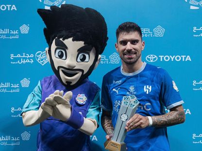 نيفيز الأفضل وبنزيما بين الأسوأ في مباراة الهلال والفيصلي