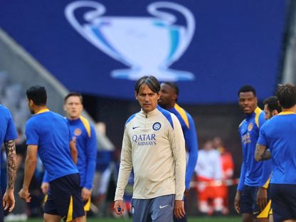 سيموني إنزاغي في ملعب أليانز أرينا قبل نهائي دوري أبطال أوروبا 2025 - Reuters