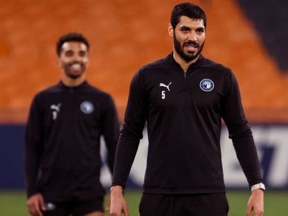 لاعبو بيراميدز في حصة تدريبية قبل مواجهة أورلاندو بايرتس في ذهاب نصف نهائي دوري أبطال إفريقيا - 18 أبريل 2025 - X/@pyramidsfc