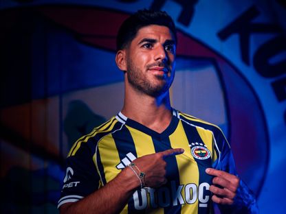 الإسباني ماركو أسينسيو اللاعب الجديد لنادي فنربخشة التركي - 1 سبتمبر 2025 - X/@Fenerbahce