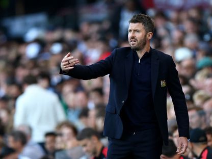 مايكل كاريك مدرب مانشستر يونايتد خلال مواجهة فولهام في الدوري الإنجليزي - 20 سبتمبر 2026 - Action Images via Reuters