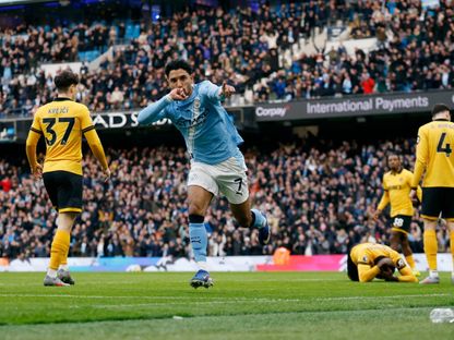 عمر مرموش مهاجم مانشستر سيتي يحتفل بهدفه في مرمى ولفرهامبتون واندرارز في الدوري الإنجليزي الممتاز - 24 يناير 2026 - Action Images via Reuters