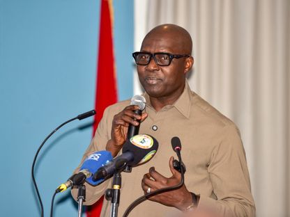 رئيس الاتحاد السنغالي لكرة القدم عبد الله فال خلال ندوة في طنجة بالمغرب - 6 يناير 2026 - X/@Fsfofficielle