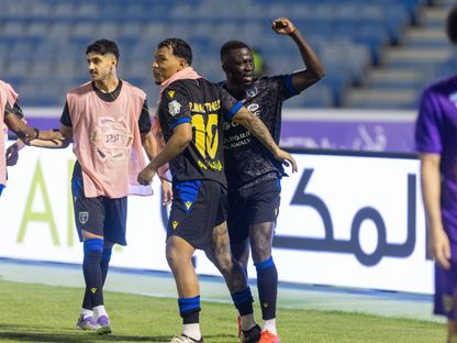 احتفال موسى بارو نجم التعاون بتسجيل هدف في مرمى الخليج بالدوري السعودي - 25 سبتمبر 2025 - X/@SPL
