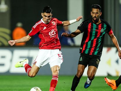 أشرف بن شرقي مهاجم الأهلي خلال مباراة الجيش الملكي بدوري أبطال إفريقيا - 15 فبراير 2026 - fb/Al Ahly SC
