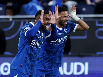 مالكوم ورينان لودي ثنائي الهلال يحتفلان أمام الوحدة في أبطال آسيا - 21 يناير 2025 - Reuters