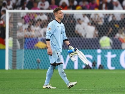 مارك أندريه تير شتيغن محبطاً بعد هزيمة ألمانيا أمام البرتغال في نصف نهائي دوري الأمم الأوروبية - 4 يونيو 2025 - Reuters