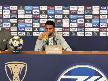 رياض محرز خلال مؤتمر صحافي قبل نهائي دوري أبطال آسيا للنخبة بين الأهلي وماتشيدا في جدة - 24 أبريل 2026 - X/@aawsat_spt