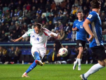 تسديدة ماتيو ريتيغي في مباراة إستونيا وإيطاليا بتصفيات كأس العالم 2026 - 11 أكتوبر 2025 - Reuters