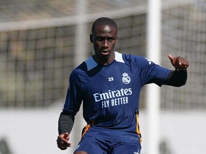 فيرلان ميندي خلال تدريب لريال مدريد - 25 أبريل 2025 - realmadrid.com