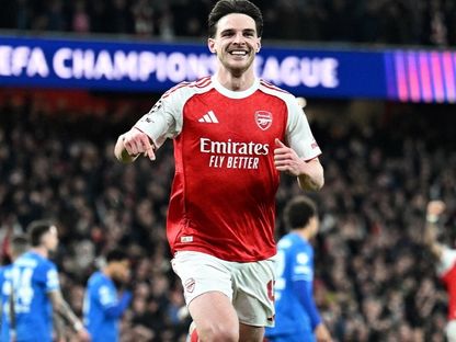 احتفال ديكلان رايس لاعب أرسنال بتسجيل هدف في مرمى باير ليفركوزن بدوري أبطال أوروبا - 17 مارس 2026 - X/@adidasUK