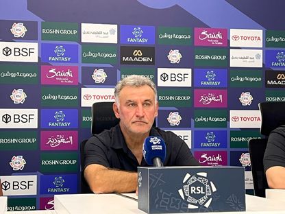 مدرب نيوم يكشف برنامج رمضان ويشبه القادسية بالفرق الأوروبية