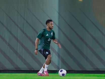 تدريبات لاعبي المنتخب السعودي قبل مواجهة إندونيسيا في الملحق الآسيوي المؤهل لكأس العالم  - 4 أكتوبر 2025 - X/@SaudiNT