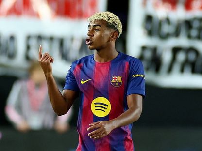 لامين يامال لاعب برشلونة خلال مباراة رايو فايكانو في الدوري الإسباني - 31 أغسطس 2025 - Reuters