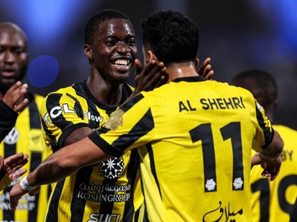 احتفال لاعبي الاتحاد بتسجيل هدف في مرمى الفتح بالدوري السعودي - 29 يناير 2026 - X/@ittihad