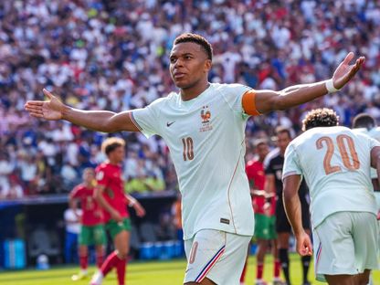 احتفال كيليان مبابي نجم فرنسا بتسجيل هدف في مرمى المغرب بكأس العالم - 11 يوليو 2026 - Reuters