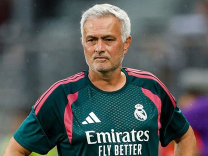 جوزيه مورينيو مدرب ريال مدريد خلال لقاء فيورنتينا الودي - 1 أغسطس 2026 - X@realmadrid