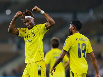 احتفال محمد سيماكان مدافع النصر بتسجيل هدف في مرمى جدة بكأس الملك - 23 سبتمبر 2025 - X/@AlNassrFC