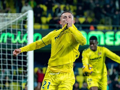 يريمي بينو لاعب فياريال يحتفل بهدفه في شباك ريال مايوركا - 20 يناير 2025 - X/VillarrealCF