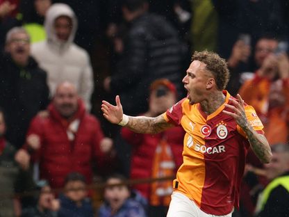 نواه لانغ لاعب غلطة سراي يحتفل بهدفه الثاني في مرمى يوفنتوس في دوري أبطال أوروبا - 17 فبراير 2026 - Reuters