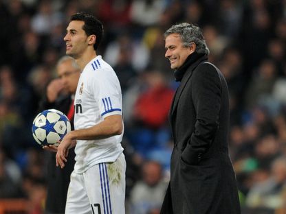 جوزيه مورينيو بجانب ألفارو أربيلوا في مباراة سابقة لنادي ريال مدريد في دوري أبطال أوروبا - Getty Images