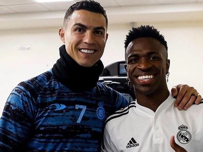 فينيسيوس يلتقي بمثله الأعلى كريستيانو رونالدو - 13 يناير 2023 - X@vinijr