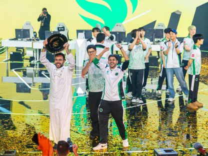 فريق "فالكونز" السعودي يفوز بلقب "أوفر واتش 2" بكأس العالم للألعاب الالكترونية بالرياض - 4 أغسطس 2025 - X@EWC_Festival