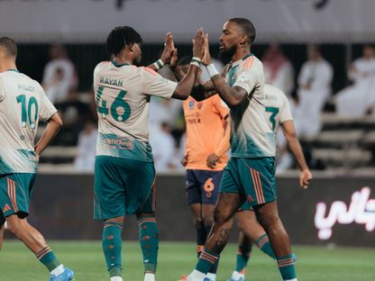 احتفال إيفان توني مهاجم الأهلي بتسجيل هدف في مرمى الفيحاء في الدوري السعودي - 8 أبريل 2026 - X/@@ALAHLI_FC