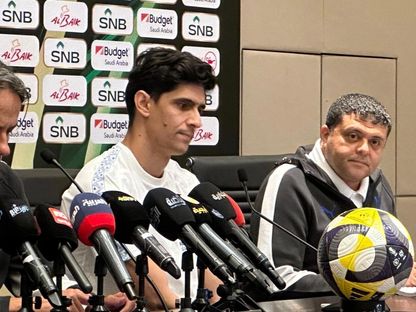 الحارس المغربي ياسين بونو خلال المؤتمر الصحفي التقديمي لمباراة نهائي كأس خادم الحرمين الشريفين بين الهلال والخلود في جدة - 7 مايو 2026 - @aawsat_spt/x