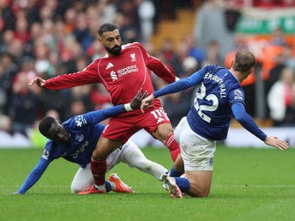 محمد صلاح لاعب ليفربول خلال مواجهة إيفرتون - 20 سبتمبر 2025 - Reuters