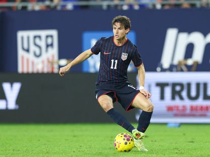 لاعب أميركي يغادر معسكر منتخبه لدخول القفص الذهبي