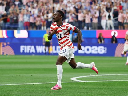 فولارين بالوغون مهاجم أميركا يحتفل بهدفه الثاني في مرمى باراغواي في كأس العالم - 13 يونيو 2026 - Reuters