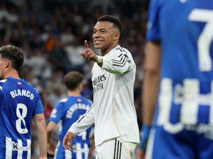 كيليان مبابي مهاجم ريال مدريد يحتفل بهدفه في مرمى ألافيس في الدوري الإسباني - 21 أبريل 2026 - Reuters