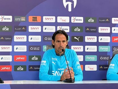 سيموني إنزاغي مدرب الأهلي خلال مؤتمر صحافي - 5 مارس 2026 - X/@aawsat_spt