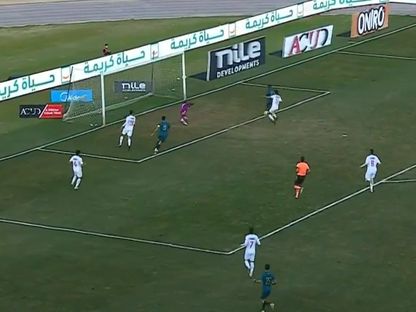 صديق محمد لاعب بلدية المحلة يهدر فرصة سهلة ضد الزمالك في كأس مصر - 28 ديسمبر 2025 - متداول