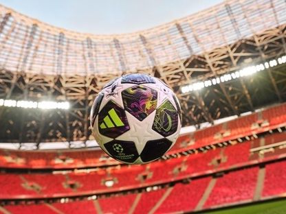 الكرة الرسمية لنهائي دوري أبطال أوروبا 2026 في بودابست - 9 فبراير 2026 - uefa.com