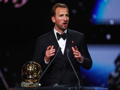 هاري كين يفوز بجائزة الكرة الذهبية لمجلة "فرانس فوتبال" - 26 أكتوبر 2026 - Reuters