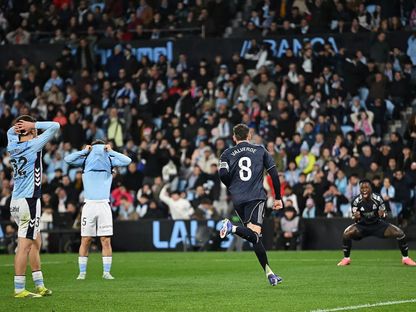 فيديريكو فالفيردي وفينيسيوس يحتفلان بهدف الفوز لريال مدريد على سيلتا فيغو - 6 مارس 2026 - realmadrid.com