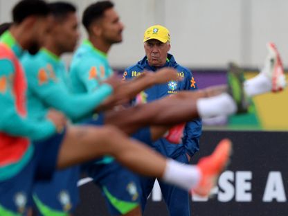 المدرب الإيطالي كارلو أنشيلوتي خلال حصة تدريبية لمنتخب البرازيل - 3 يونيو 2025 - REUTERS